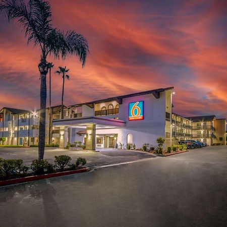 Motel 6 Ontario Ca Convention Center Airport Экстерьер фото